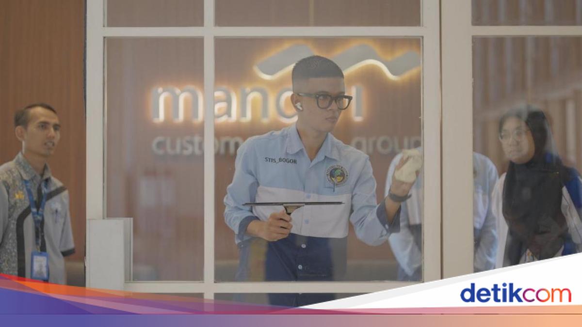 Story of a Deaf Disabled Person Hearing Takbiran for the First Time: My World Was Once Very Silent