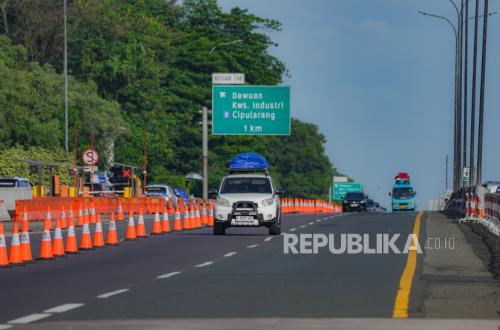 Holiday Returnees Urged to Avoid Peak Reverse Flow on 24 March