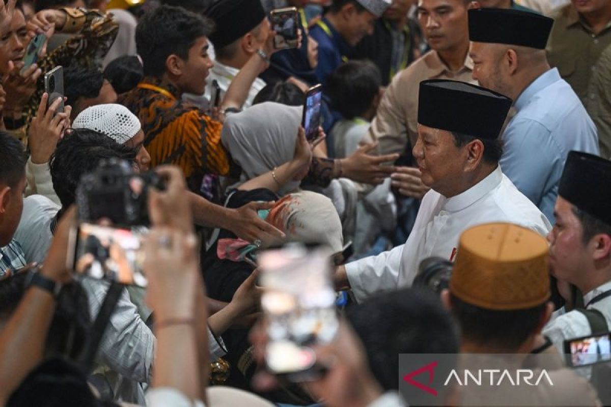 From palace to villages, Indonesia’s Eid reflects unity
