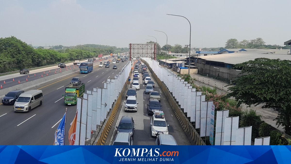To Ease Congestion, Open-Close System Implemented at Rest Area KM 57A Access on Japek Toll Road