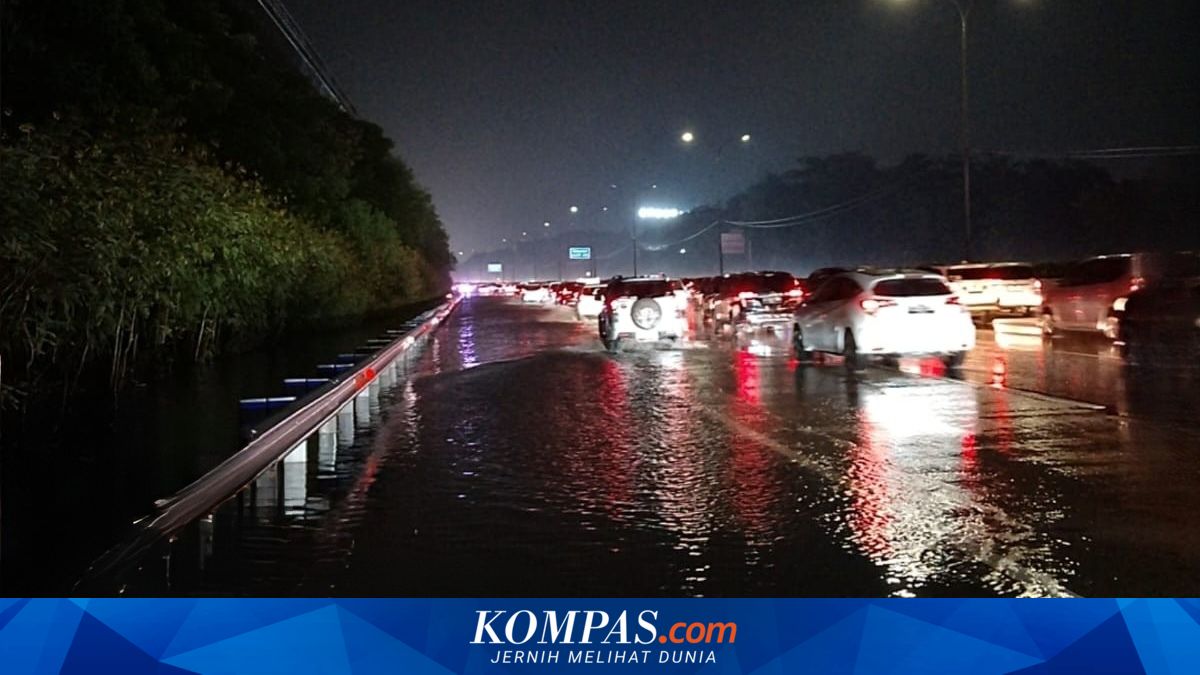 Residents' Waste Disrupts Jagorawi Toll Road During Eid, Jasa Marga Builds Embankment