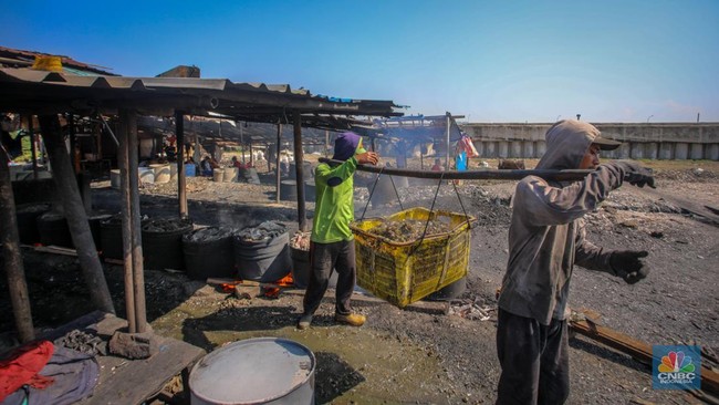Indonesia Prepares for Godzilla El Niño Onslaught, Fishermen's Fate Predicted as Such