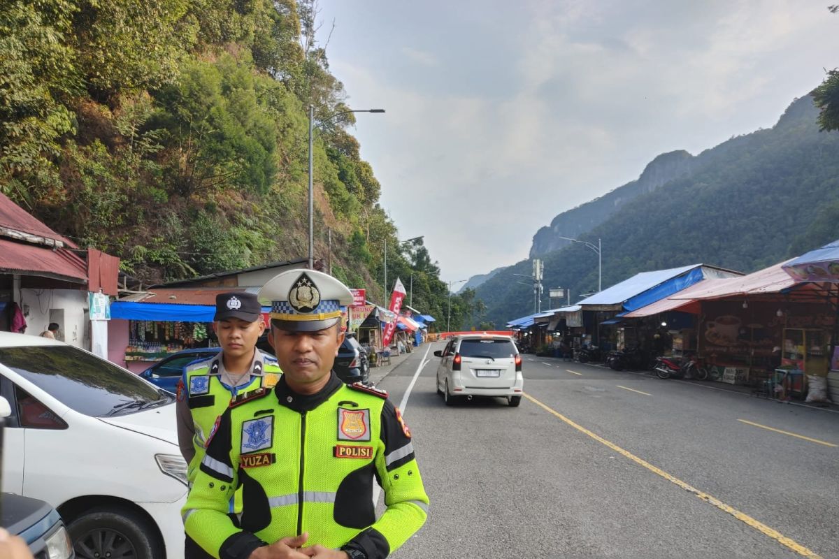 Police Prepare Traffic Engineering for Eid Return Flow on Sumbar-Riau Route