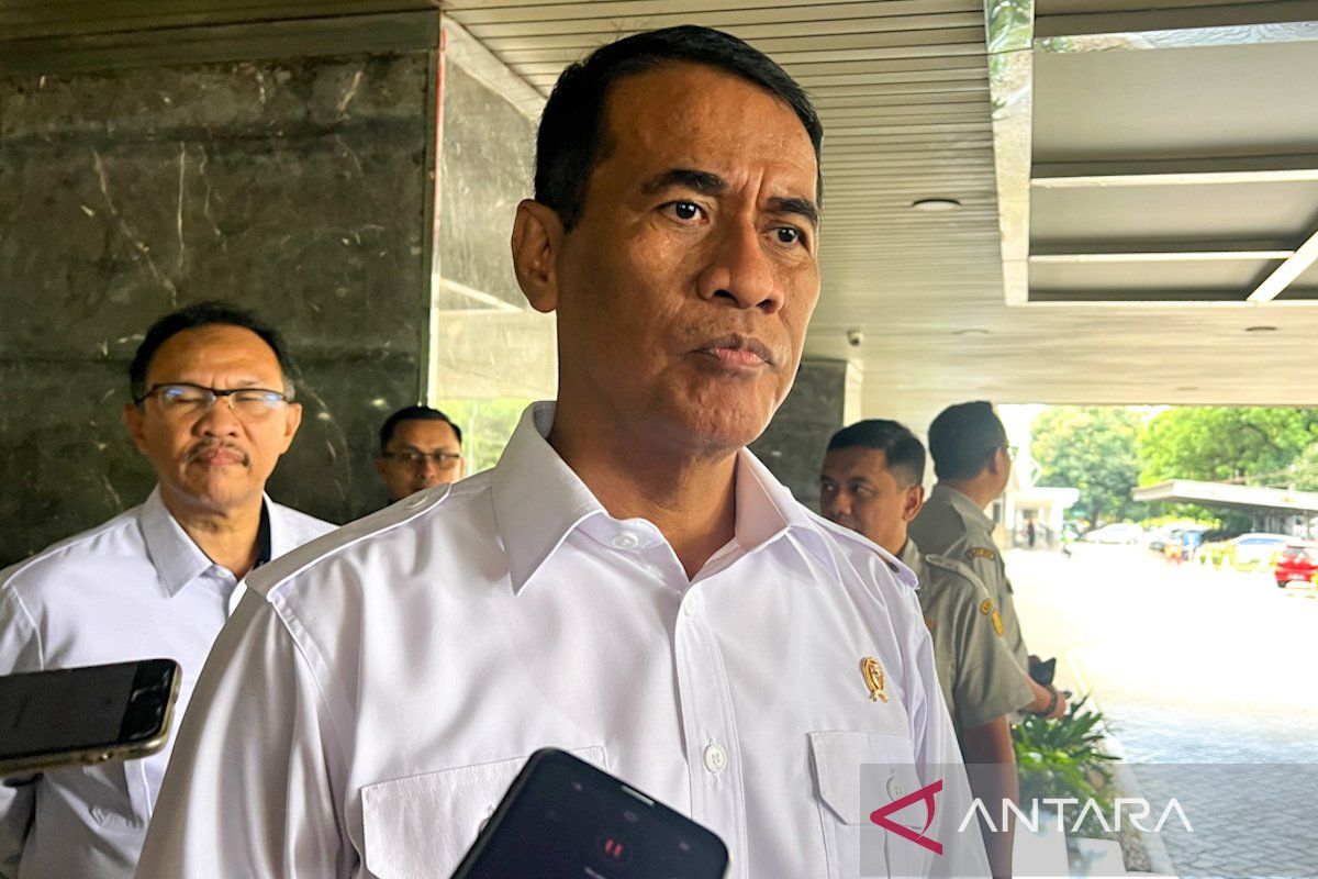 Minister ensures stable food supply during Eid holiday season