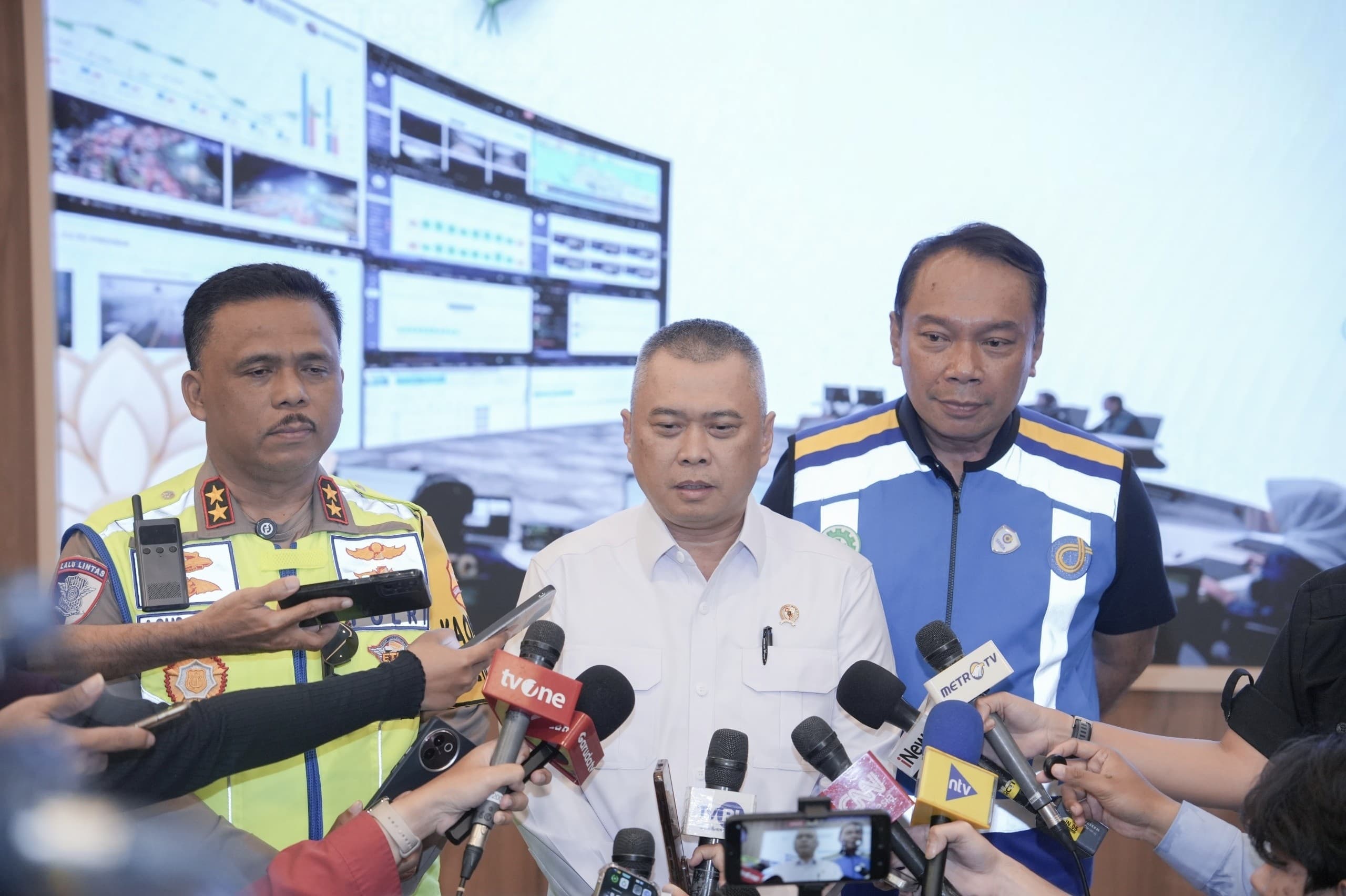 Peak Return Traffic for 2026 Predicted to Exceed 285,000 Vehicles, Transport Minister Urges Commuters to Avoid 24 March