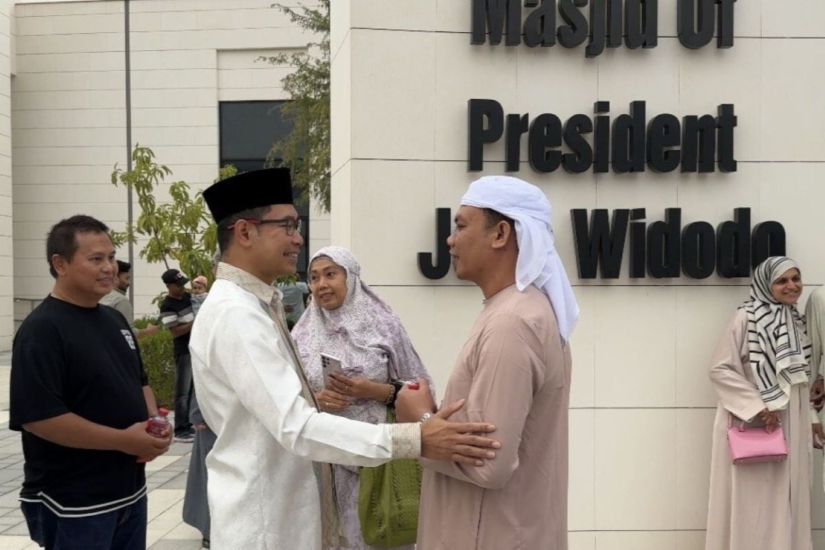 Regional Conflict Unabated, Indonesians in UAE Still Devoutly Celebrate Eid