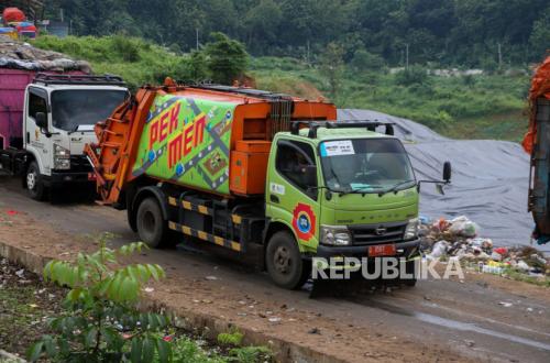 Waste Transport to Sarimukti Landfill Resumes, Waste Management Gradually Returns to Normal