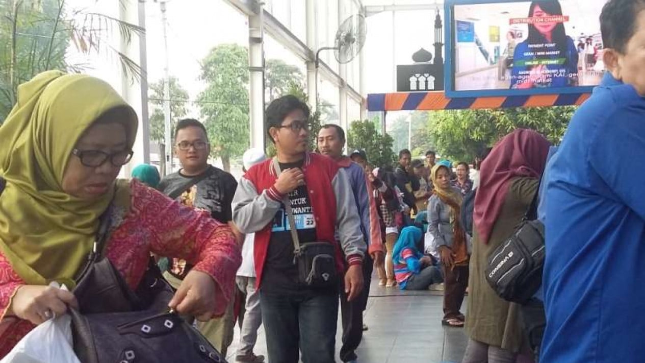 51,000 People Arrive in Jakarta by Train Today