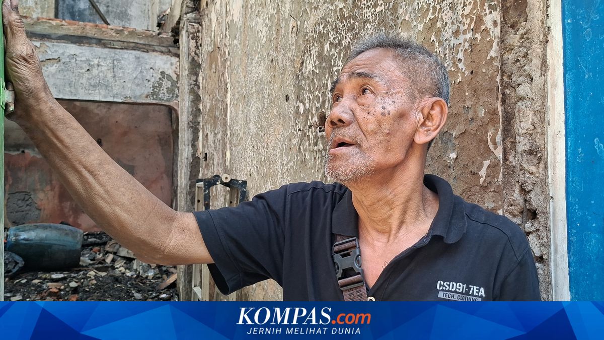 No Eid Celebrations, Only the Ruins of Burnt Homes for Tambora Fire Victims