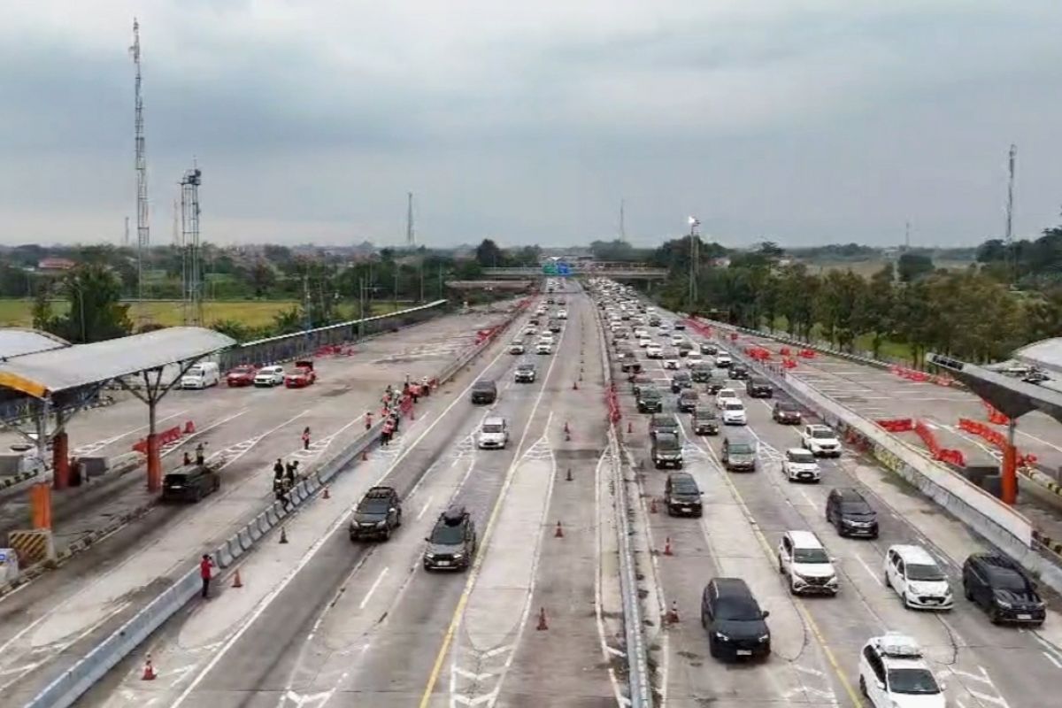 One-way traffic engineering officially implemented on Cipali Toll Road