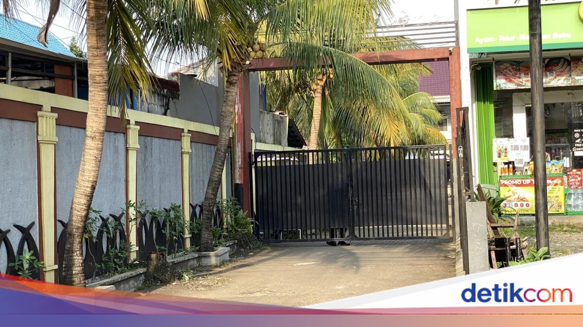 Atmosphere at Yaqut's Residence Complex After Becoming KPK House Detainee