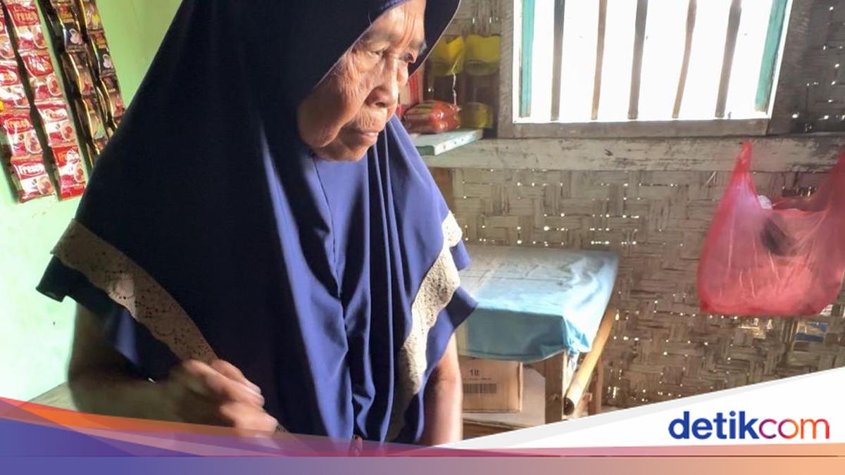 The Story of Grandmother Mas Amah Who Continues to Struggle for Her Grandchild's Future