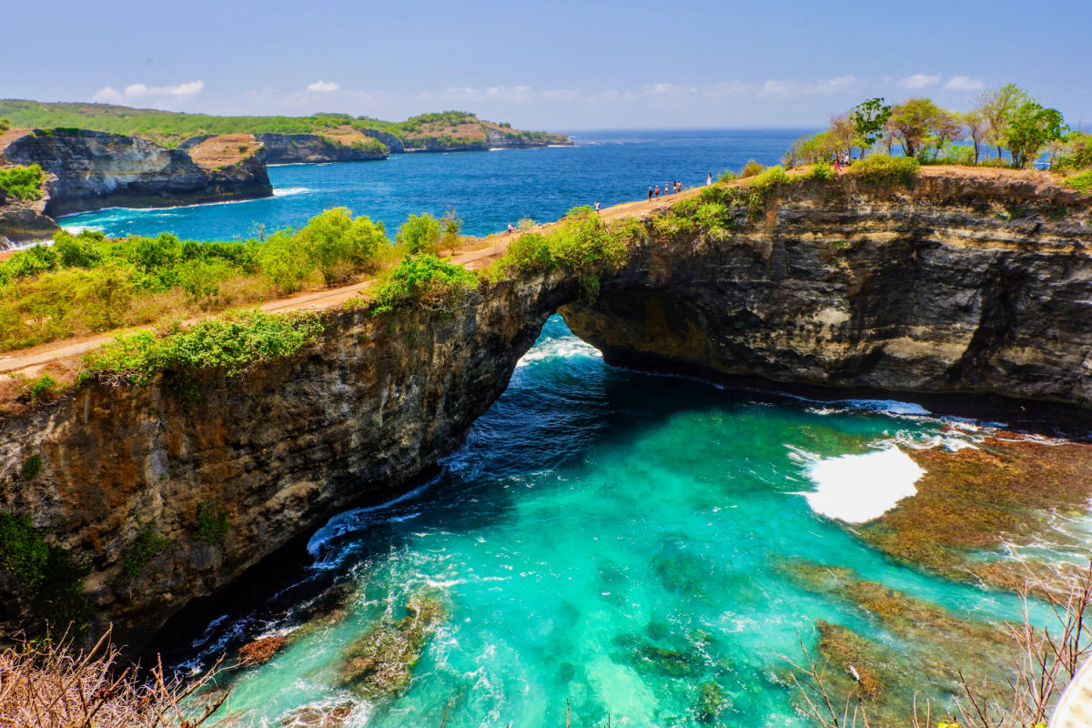 Bali Tourists Warned of Extra Queue Times Arriving at Nusa Penida