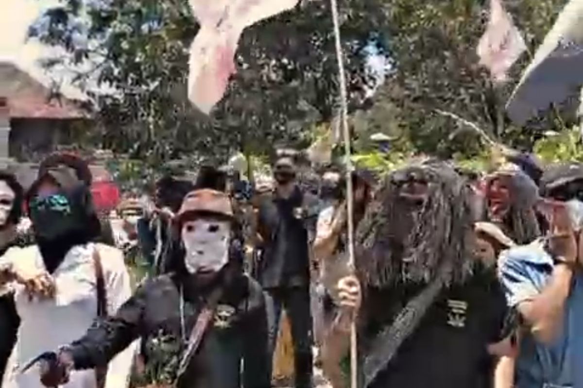 Masks that Preserve Memory