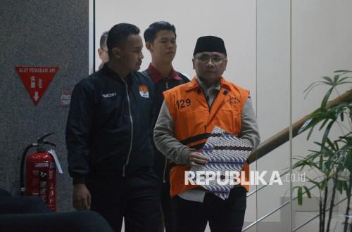 KPK to Transfer Gus Yaqut from Home to Detention Centre: Awaiting Medical Test at Police Hospital