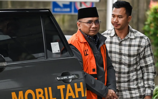 KPK States Gus Yaqut Suffers from Acute GERD and Asthma