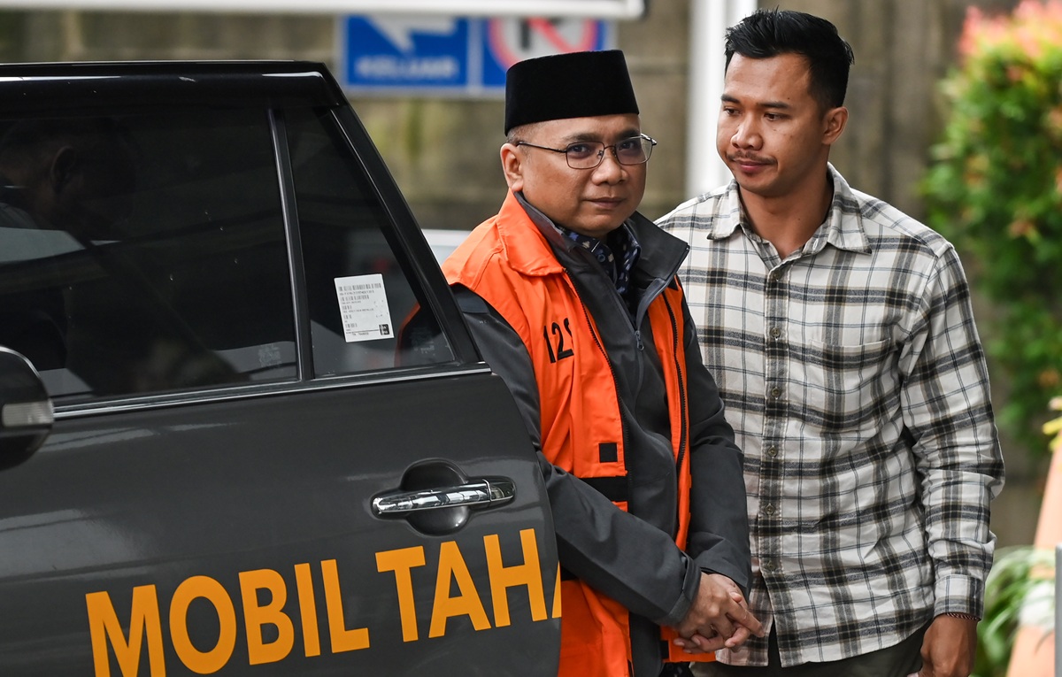 KPK's Response to Potential Secret Return of Gus Yaqut to House Arrest