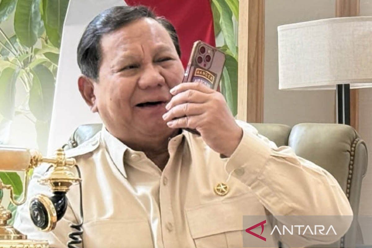 Analyst: Prabowo Calls for Unity During Holiday to Face Uncertain Global Situation