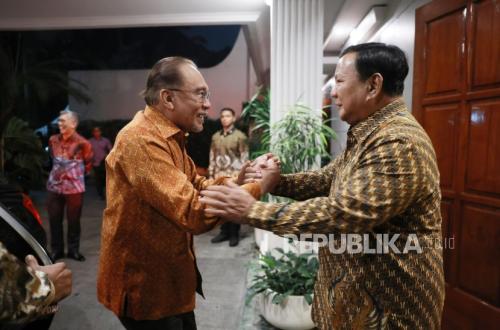 Prabowo and Anwar Ibrahim Discuss Iran-Israel Conflict