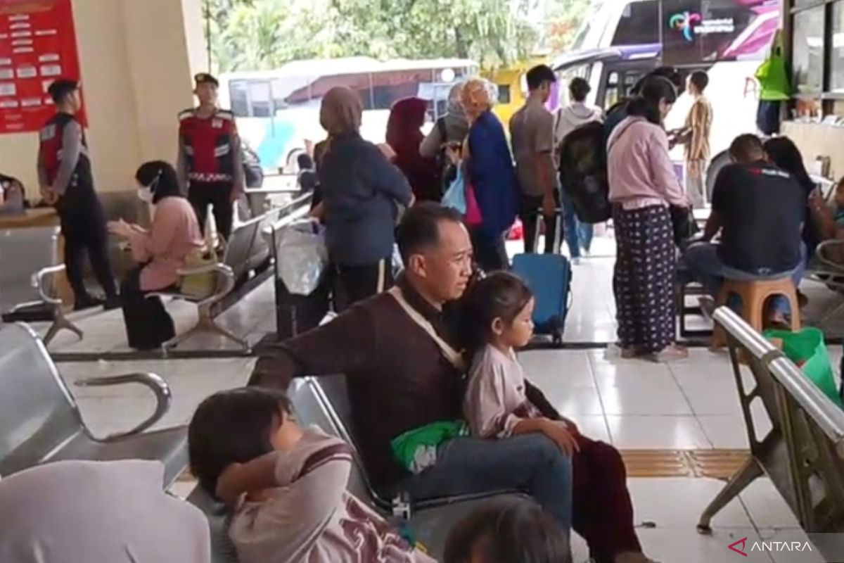 Lebaran Return Flow: Passengers at Jakarta Terminals Increase by 80 Percent