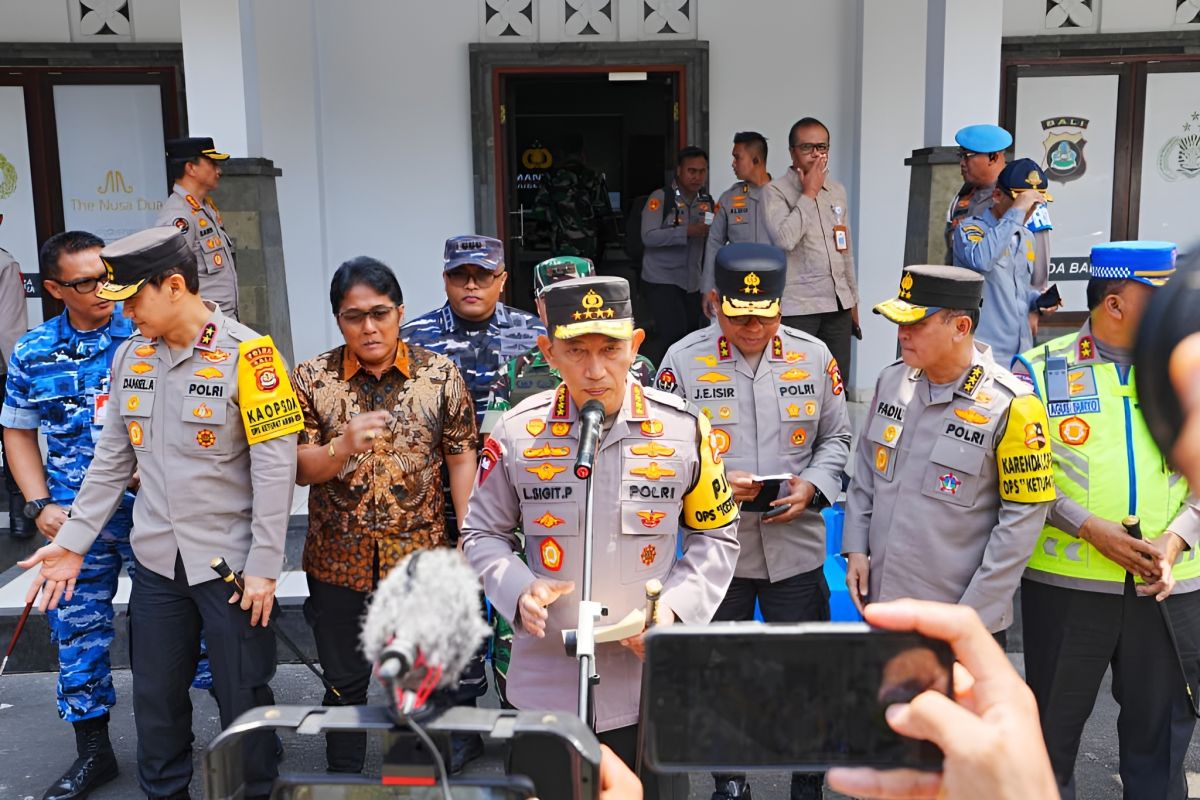 Police chief calls for optimal service during Eid return flow