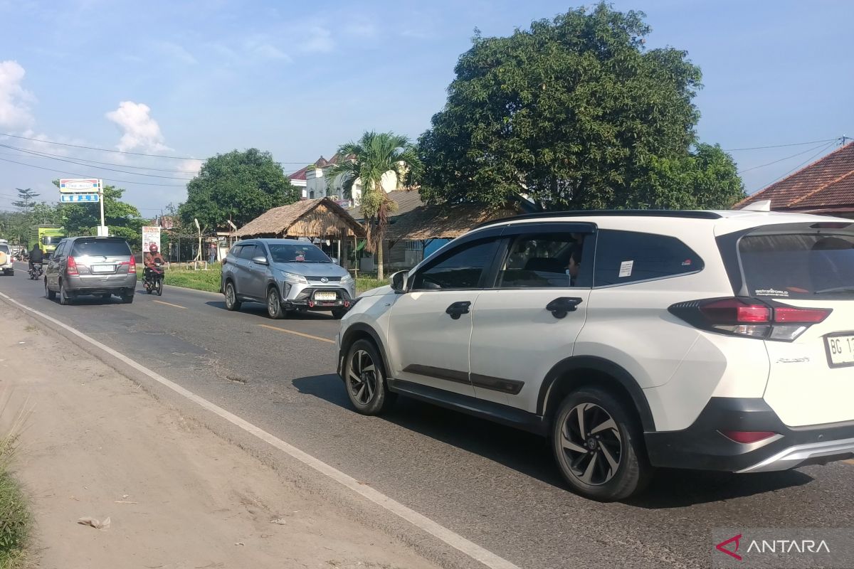 Peak Return Flow of Idul Fitri on Muara Enim Jalinsum Busy but Smooth