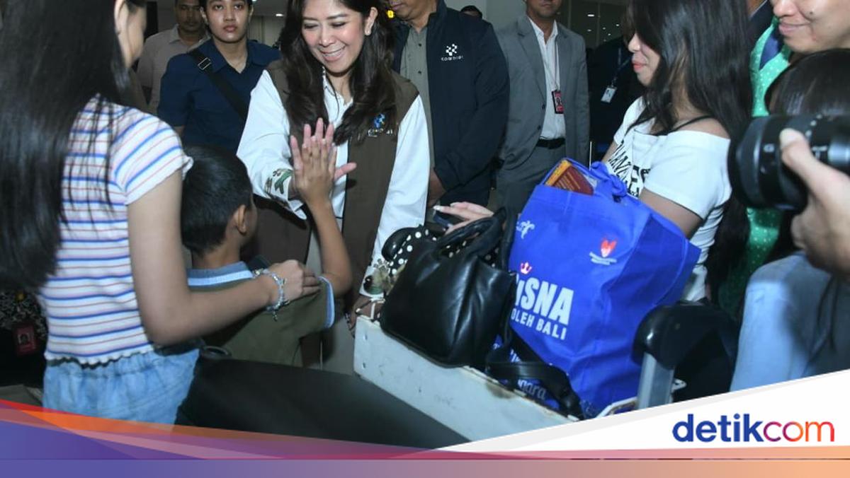 Reviewing Ngurah Rai Airport, Minister of Communication and Digital Ensures Safe Eid Travel Telecommunications