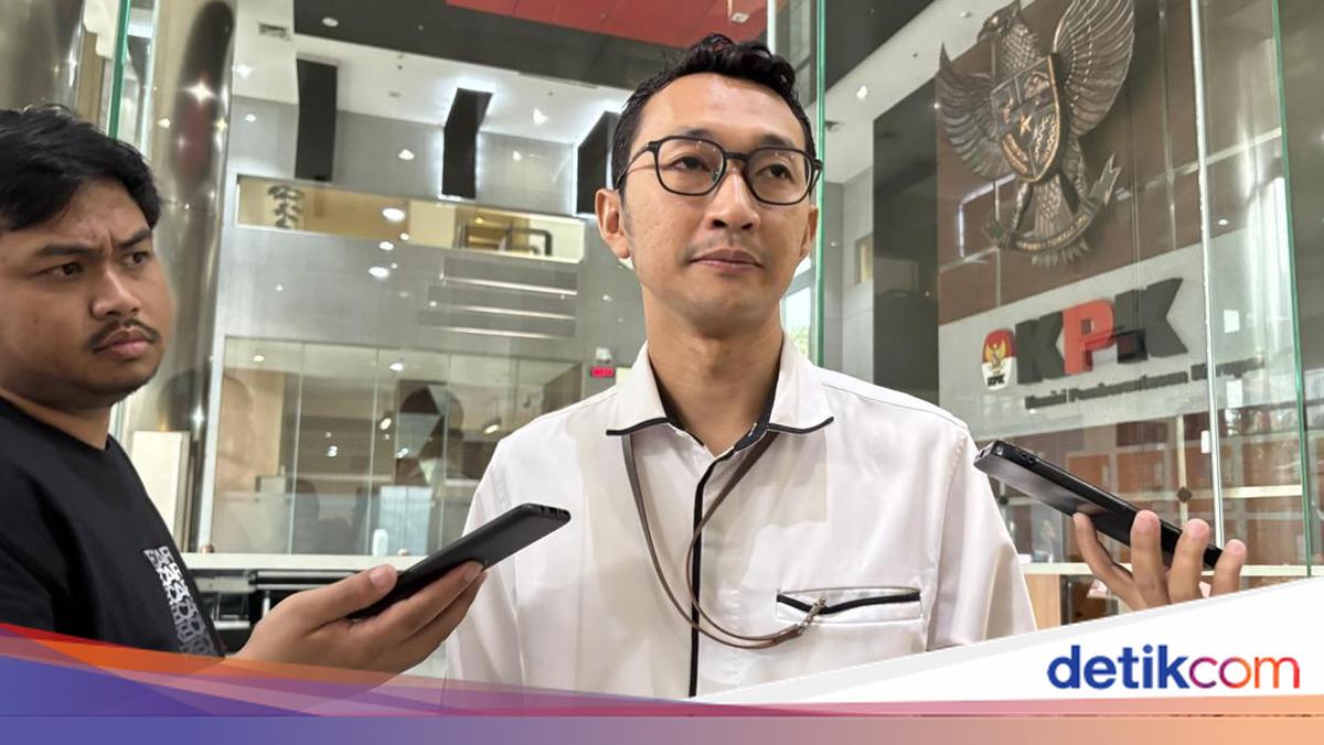 MAKI Sends Satirical Award Banner to KPK Over Yaqut's House Arrest Status Change, KPK Responds