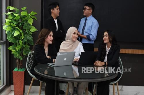 Digital Marketing Salaries Reach Rp 35 Million, UNM's Digital Business Programme Prepares Job-Ready Talent