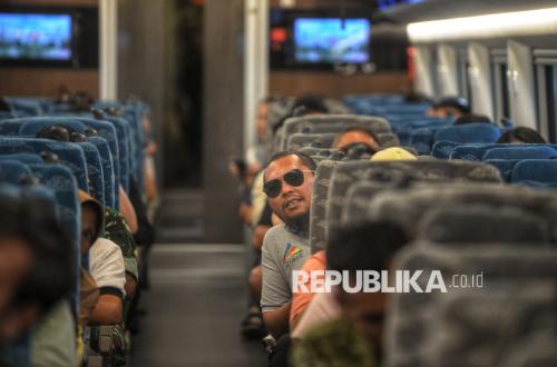 Whoosh Passengers Reach 21,500 as Lebaran Return Flow to Jakarta Strengthens