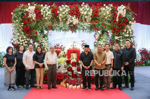 Central Java Governor Pays Respects in Kudus: Bambang Hartono Made Major Contributions to Indonesia