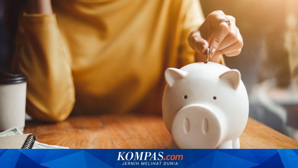 "Revenge Saving" Becomes a Trend as Consumers Opt to Save Rather Than Shop