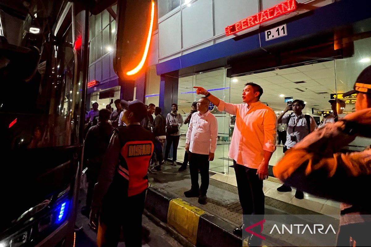 Indonesia readies road traffic measures for Eid return surge