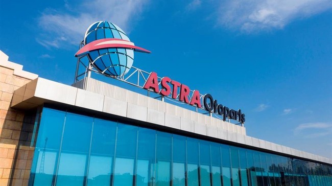 CEO and President Commissioner of AUTO Resign