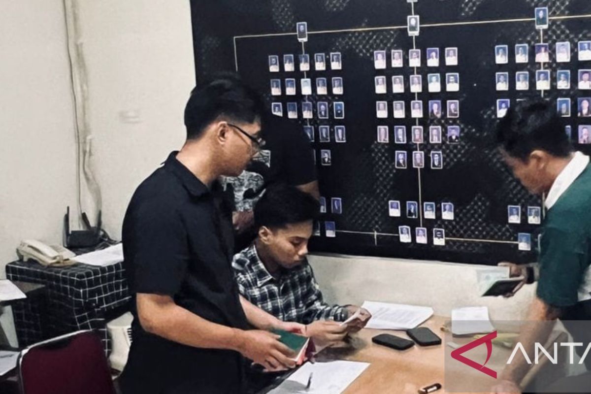 Indonesia Under the Shadow of Modern Intelligence Operations