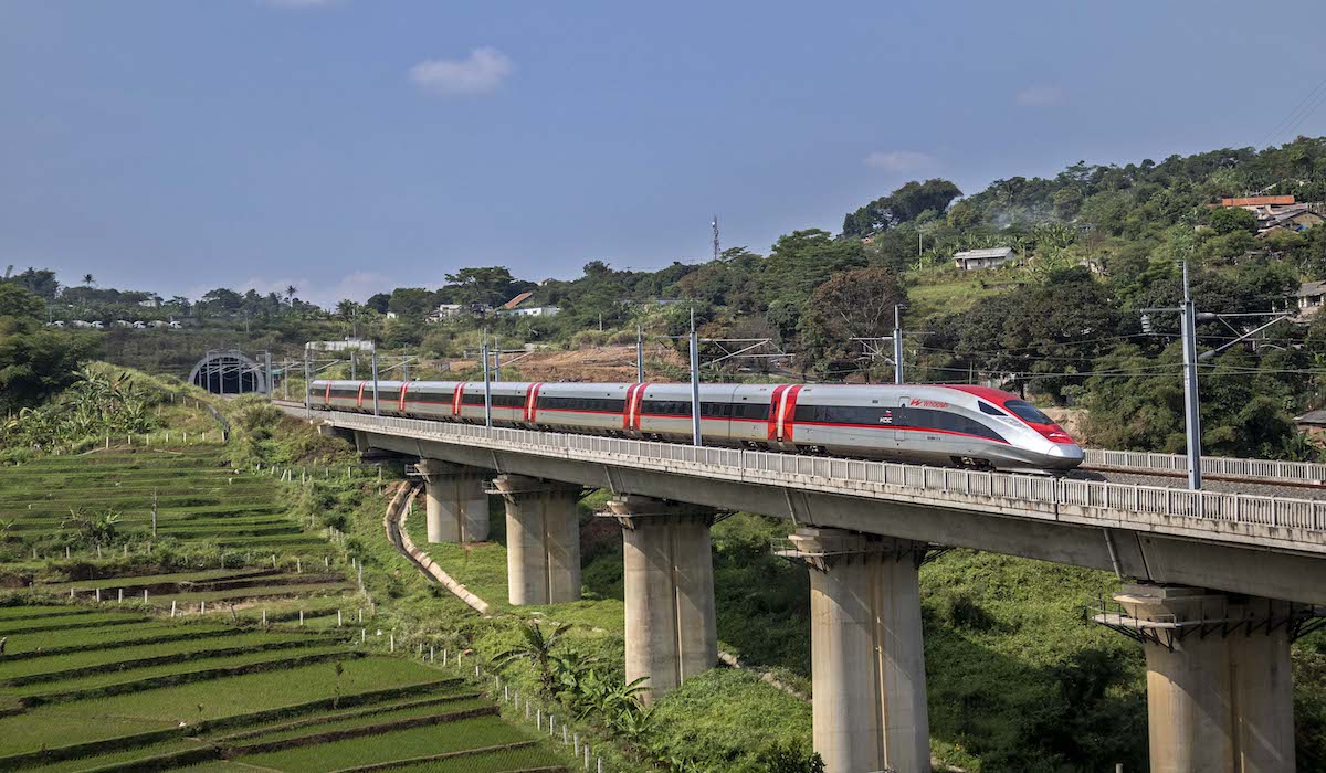 Don't Panic! Whoosh Passengers Who Miss Their Train Can Reschedule for Free – Here Are the Conditions