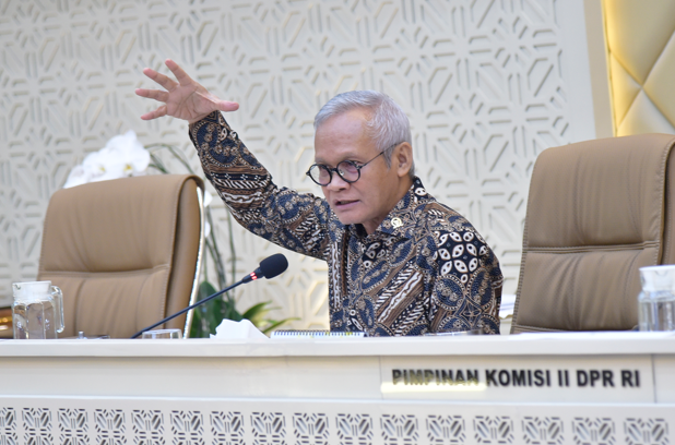 Legislator: One Day WFH is Not the Sole Solution for Fuel Savings