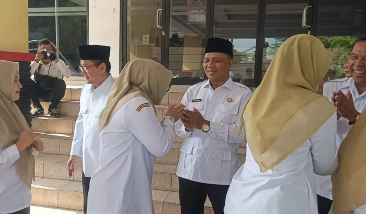 Tasikmalaya Regent Prepares to Implement One-Day Weekly WFH for Civil Servants to Reduce Fuel Consumption