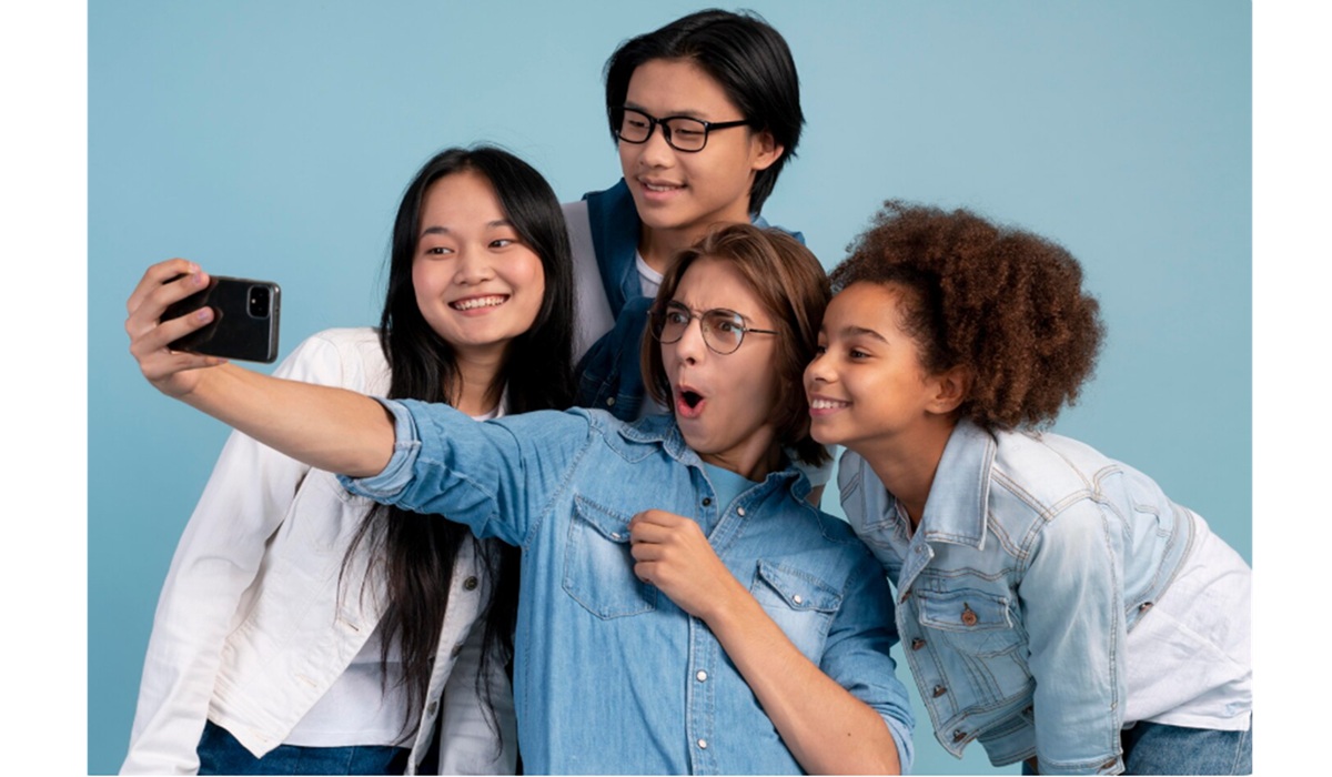 Understanding Why Generation Alpha Cannot Let Go of Social Media