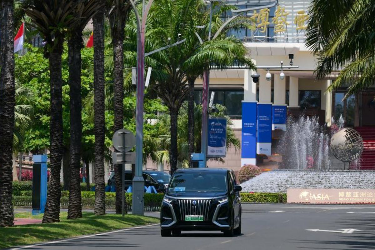 Hainan's Zero-Carbon Zone Showcases Green Technology Practices