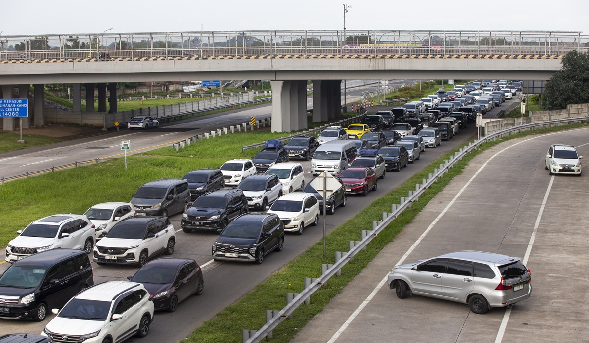 Peak Return Traffic Predicted for 28-29 March, Government Prepares Strategy to Ease Congestion on Toll Roads