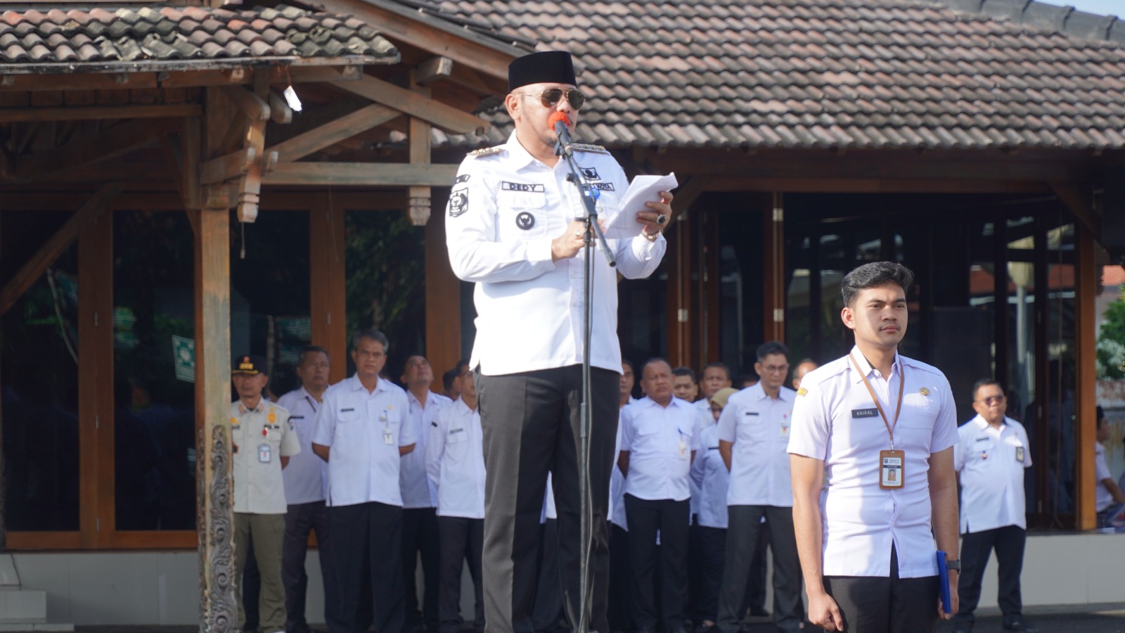 First Day Back at Work: Tegal Mayor Urges Civil Servants to Work with Full Enthusiasm