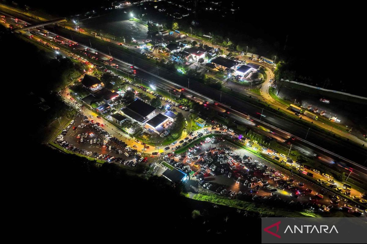 Implementation of Open-Close System at Rest Areas to Ensure User Comfort