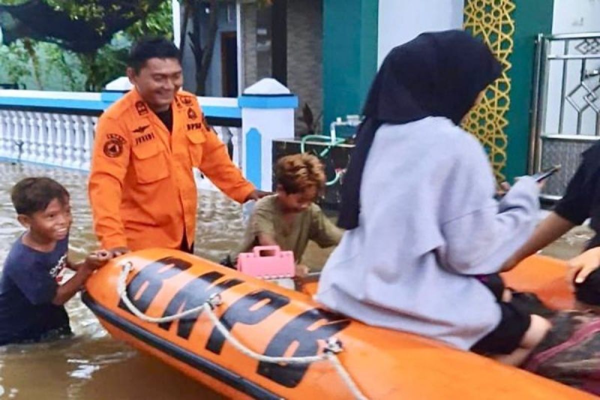 Batang Regency Acts Swiftly to Evacuate Flood-Affected Residents