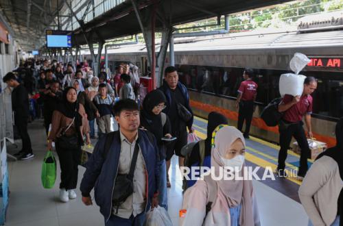 Lebaran Train Occupancy Reaches 97.7%, KAI Ensures Prime Service During Return Flow