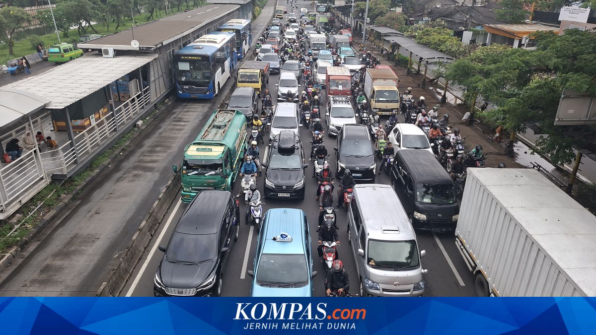 Traffic Jams Return to Daan Mogot Road in West Jakarta, Residents: Back to Factory Settings