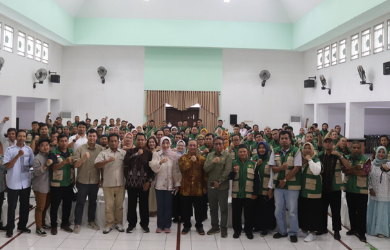 Training for Agricultural Extension Workers to Accelerate Productivity in Kedu Raya