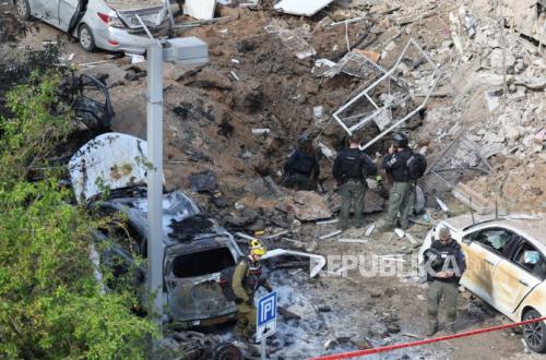 Former MI6 Chief Concludes Iran Superior to US in War, Tehran's Strengths