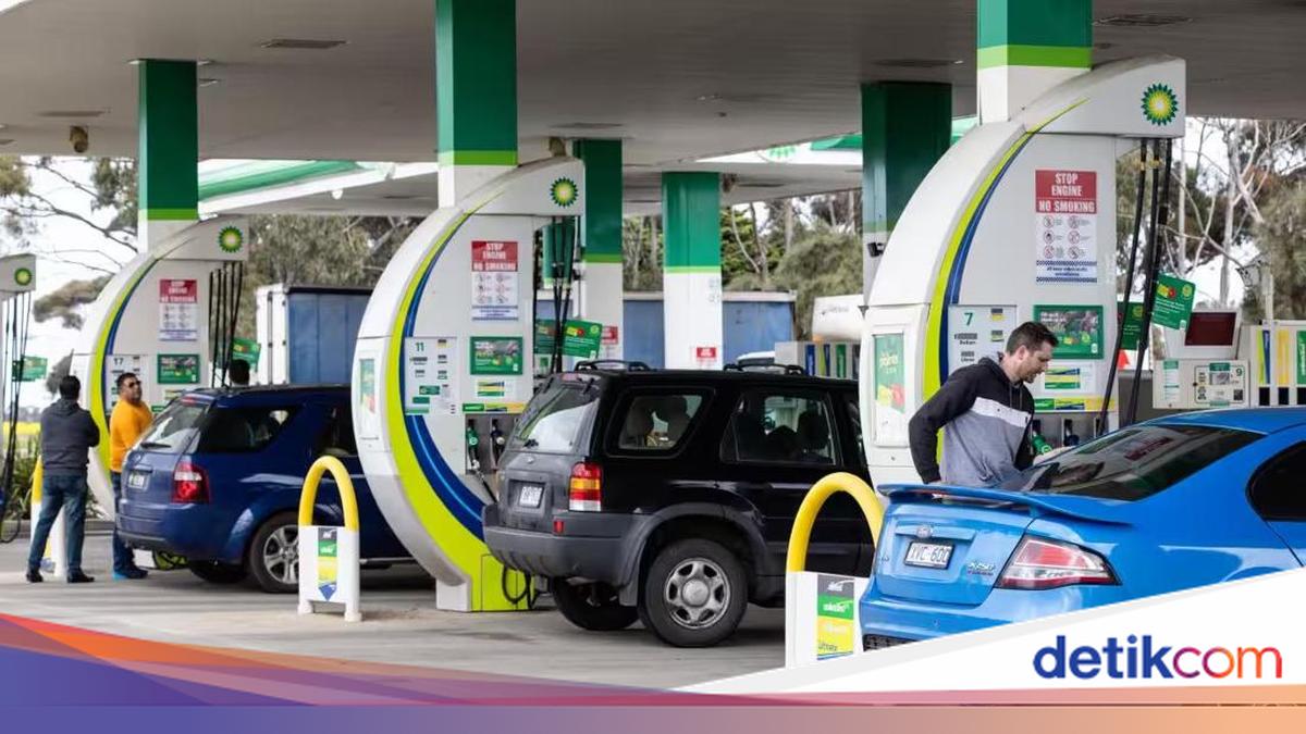 Australia Faces Fuel Crisis as Nearly 500 Petrol Stations Run Out of Stock