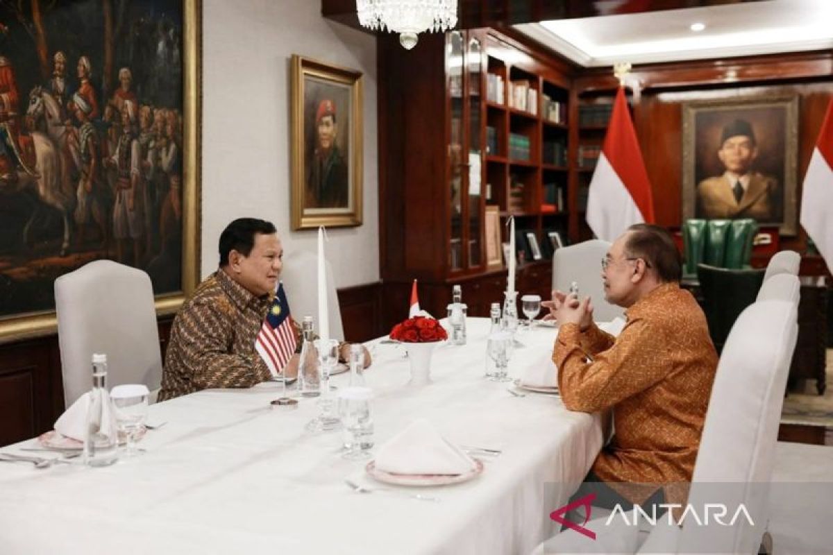 Discussing geopolitics, Anwar Ibrahim to meet Prabowo next Friday